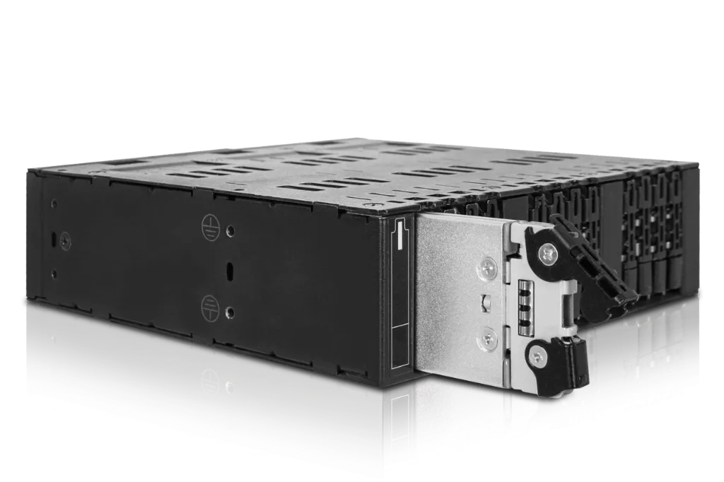 MB872MP-B_1280x853_07.webp
