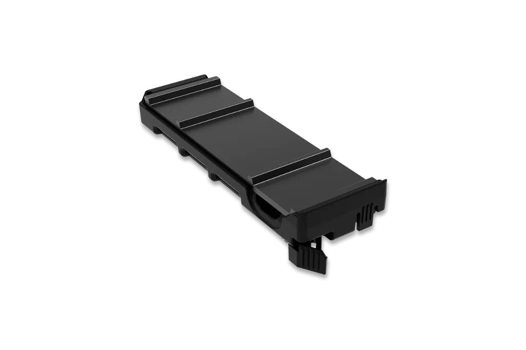 MB204TP-B_1280x853_02.webp