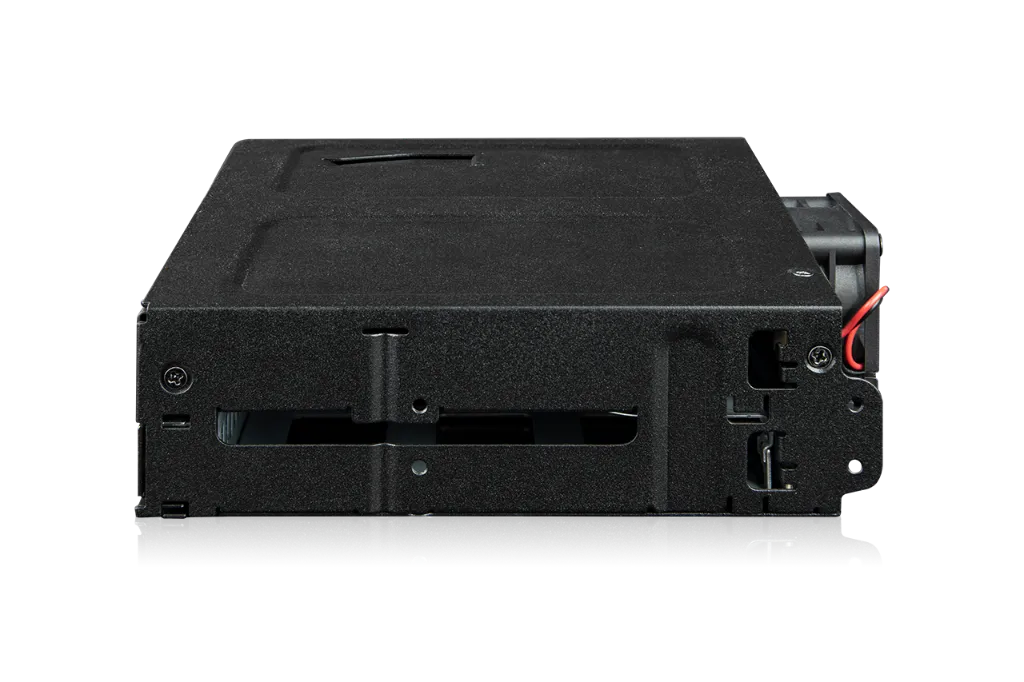 MB105VP-B_1280X853_02.webp