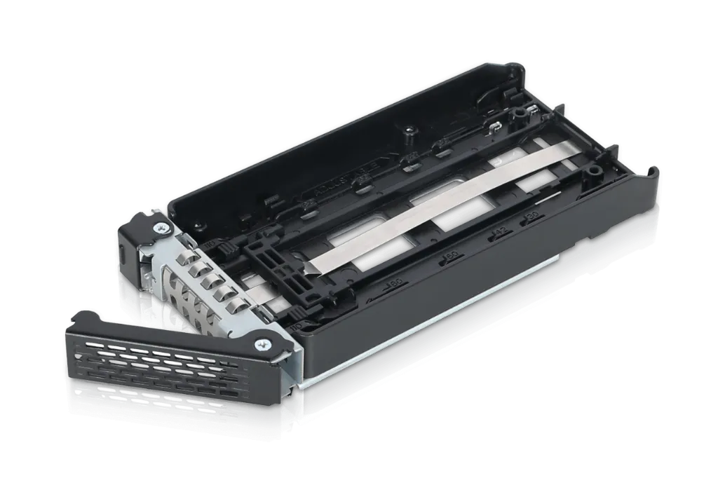 MB720TK-B-1280x853-02.webp